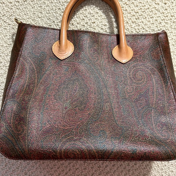 Etro signature canvas tote in burgundy - Picture 2 of 10
